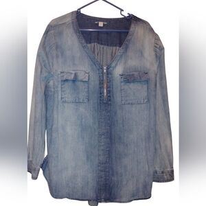 Denim V-Neck Long Sleeve Top